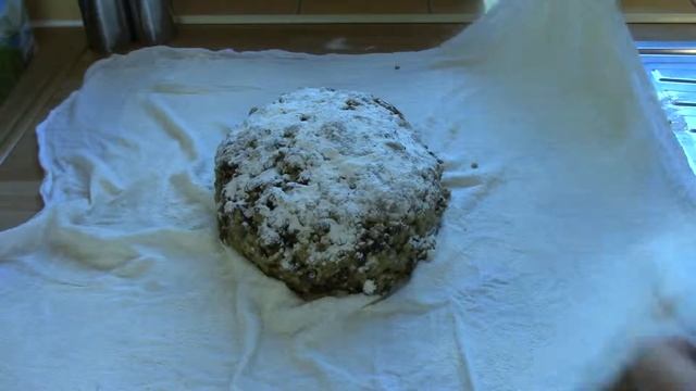 Clootie Dumpling Recipe | Scottish Insults Part 4 смотреть онлайн