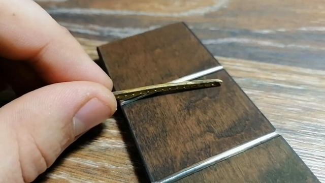 РЕМОНТ АКУСТИЧЕСКОЙ ГИТАРЫ Ч.7 I НАКЛАДКА ГРИФА ГИТАРЫ И ЛАДЫ смотреть онлайн