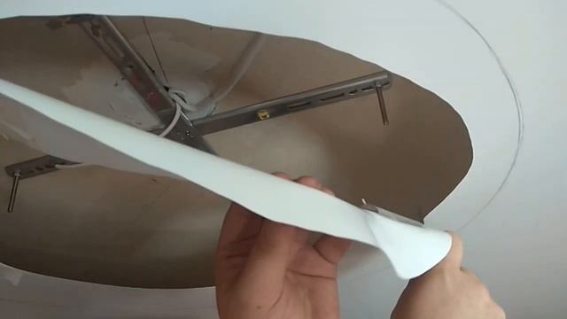 как утопить люстру в натяжном потолке без платформы, внутренняя вклейка кольца смотреть онлайн