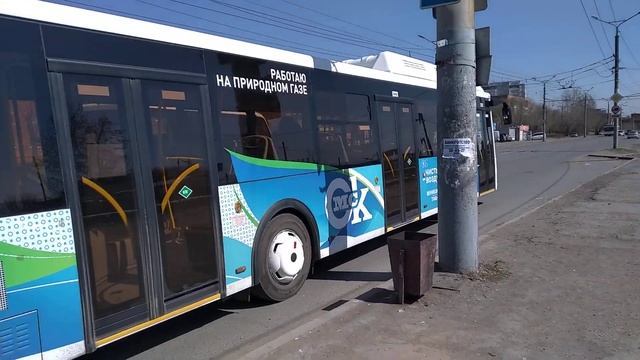 Отправление нового автобуса ЛиАЗ 5292.67 по маршруту номер 103 в городе Омске. смотреть онлайн