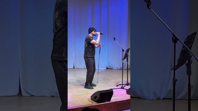 ?? Слепой ? рэпер зачитал мощно ! смотреть онлайн