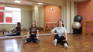 Танец в стиле Contemporary: первые шаги (Первый бесплатный урок)