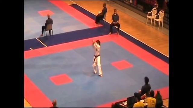 Karate Sakura GER XXVI Campeonato de Europa Zaragoza Alba Bardají Castarnado kata.flv смотреть онлайн