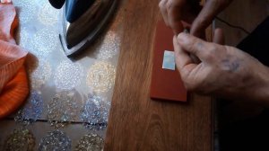 Горячее тиснение рыболовных приманок фольгой