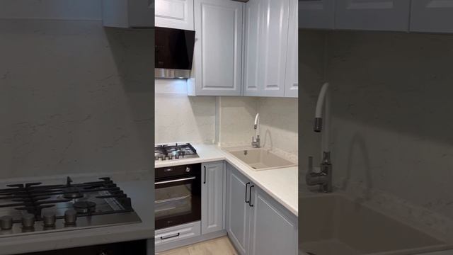 Кухня МДФ в плёнке с фрезеровкой, нежно голубого цвета #кухня #плёнка #классика #фрезеровка смотреть онлайн