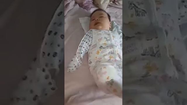 Амелия нашла свою ручку смотреть онлайн