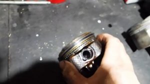 1 ZZ FE   масложор пропала компрессия в первом целиндре.