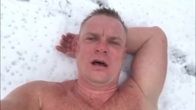 Моржовое поздравление с праздником