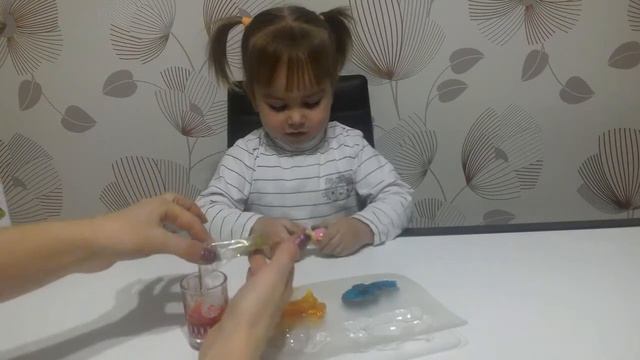 Маша та ведмідь. Робимо кольорове мило своїми руками. смотреть онлайн