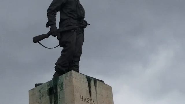 Santa Clara, Cuba. Tumba del Che Guevara смотреть онлайн