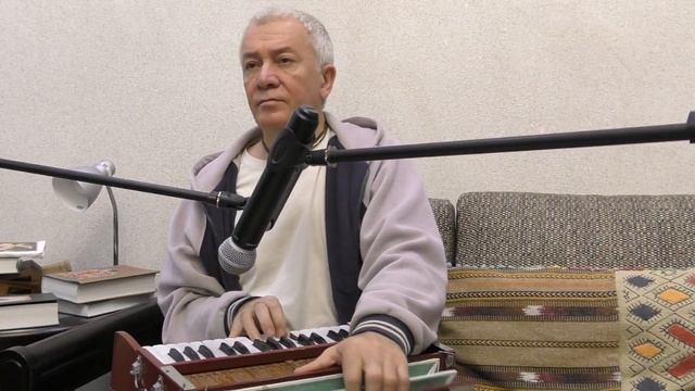 Чайтанья Чандра Чаран Прабху - Джая Радха-Мадхава (Алматы 2017) смотреть онлайн