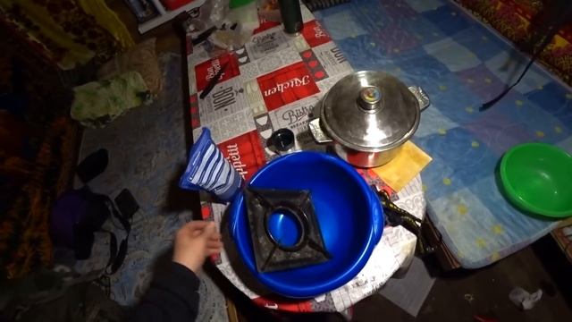 Бытовые дела в тайге! Привёл избушку в порядок. смотреть онлайн