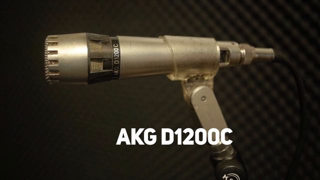 Vintage dynamic microphones shootout - Shure, AKG, Beyer .... (acoustic guitar) смотреть онлайн