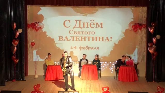 Любимые композиции в исполнении потрясающего Тимура - просто золотой Саксофон(1) смотреть онлайн