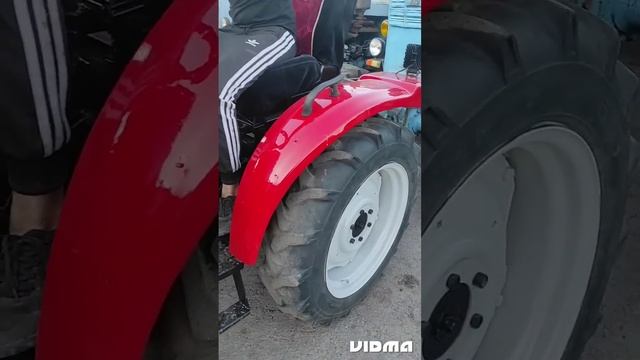 продаж тракторів,обмін викуп.вибір все б/у. смотреть онлайн