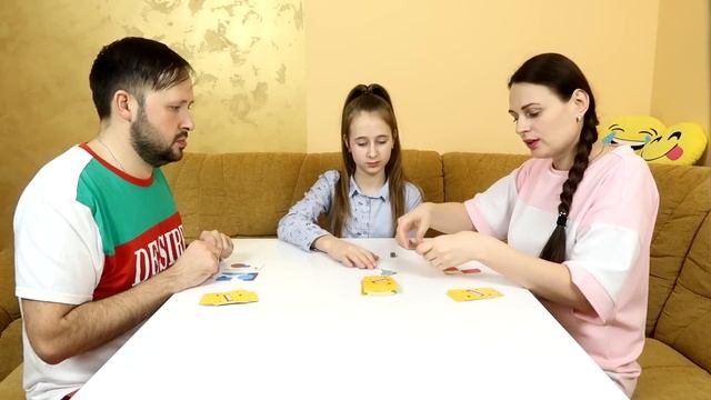 Челлендж на реакцию в настольной карточной игре Roku смотреть онлайн