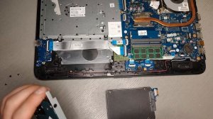 Вторая жизнь cтарого ноутбука HP hq-tre 71025 + SP 120 gb + Невозможность установки Windows 10