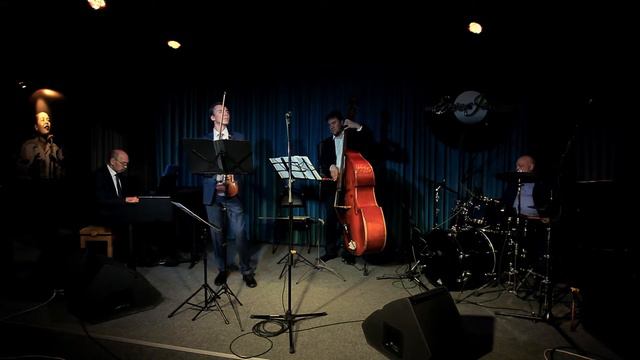 Vladimir Zheltovskikh Quartet ."Willow Weep For Me". Tribute S.Grappelli. "EverJazz" club /29.09.17 смотреть онлайн