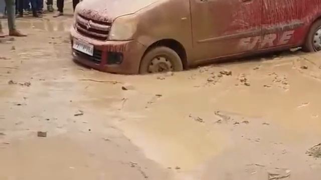 Car stuck in mud in patiala city | How to get car out of mud | My car is stuck in mud смотреть онлайн