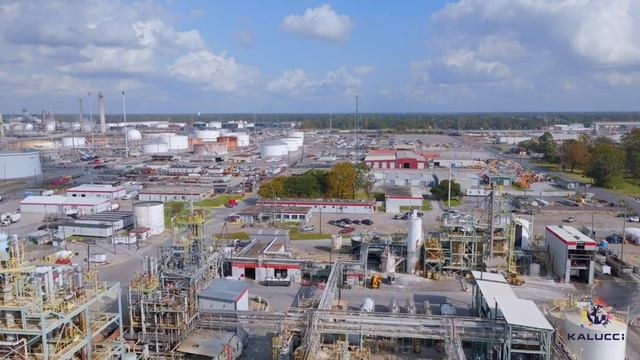 Baton Rouge, Louisiana - Cinematic 4K Drone Footage - Relaxing Music смотреть онлайн