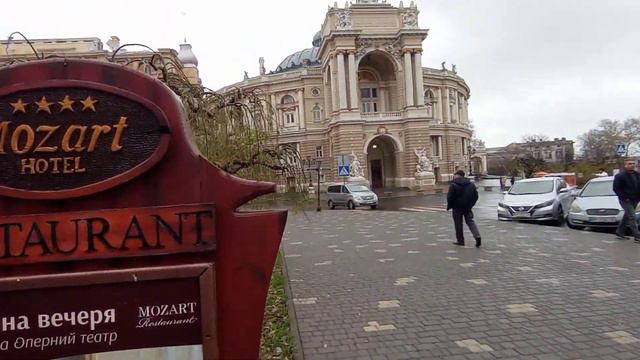 Вы хотели прогулок по ОДЕССЕ? Их у нас есть! Таки идемте с нами! Я вам расскажу за Одессу. смотреть онлайн