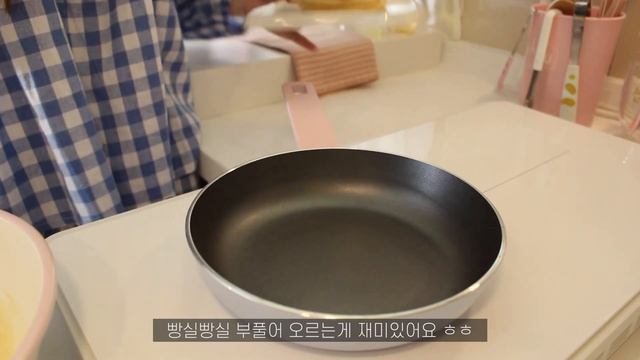 ENG)vlog?떡갈비햄버거랑?뿌링클감자튀김 ?피클 만드는 자취생(오이피클,비트피클,핫케익,잔치국수,감자애호박전) смотреть онлайн