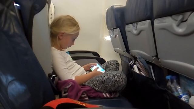 Скрытая камера! Ева в самолёте... смотреть онлайн