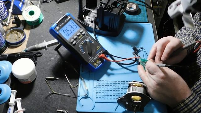 Moulin à café Breville BCG450XL | SJC Électronique смотреть онлайн