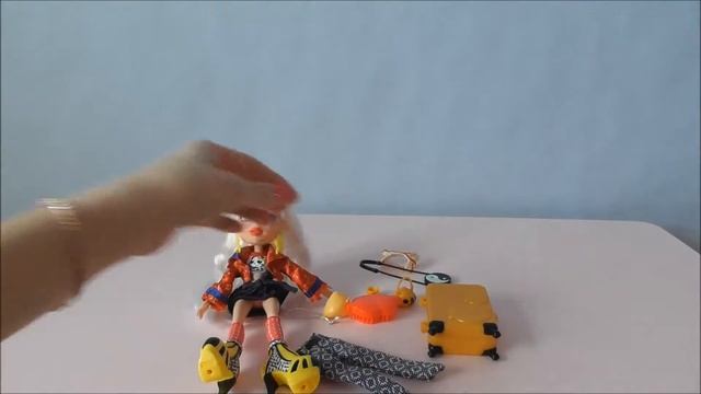 Обзор куклы Братц Хлоя "Полет в Китай". Overview Bratz Study Abroad Doll- Cloe to China. смотреть онлайн