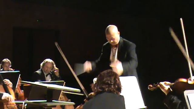 The First Prize Winner of 2013 Romania Black Sea Conducting Competition to play PATHETIC смотреть онлайн
