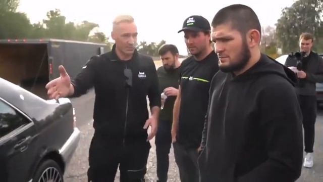 Хабибу подарили машину мечты ?✨ смотреть онлайн