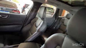 VOLVO XC 60 MOMENTUM 2021