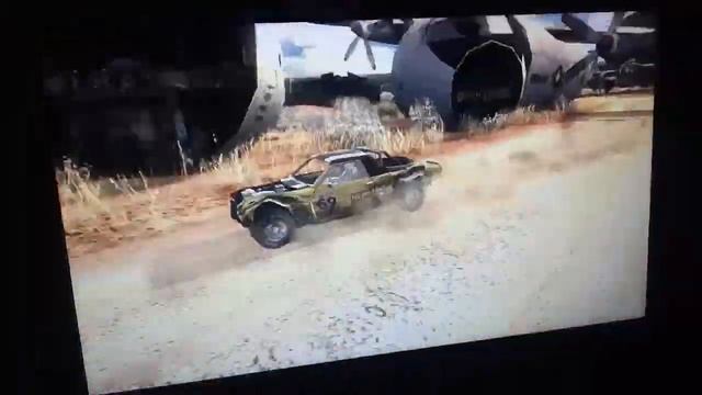 В тот же день, но это флотаут2(Flatout2)