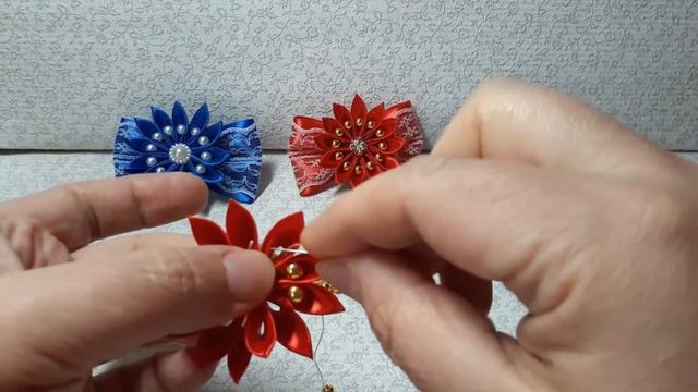 Яркие и стильные бантики из лент. Канзаши. Kanzashi смотреть онлайн