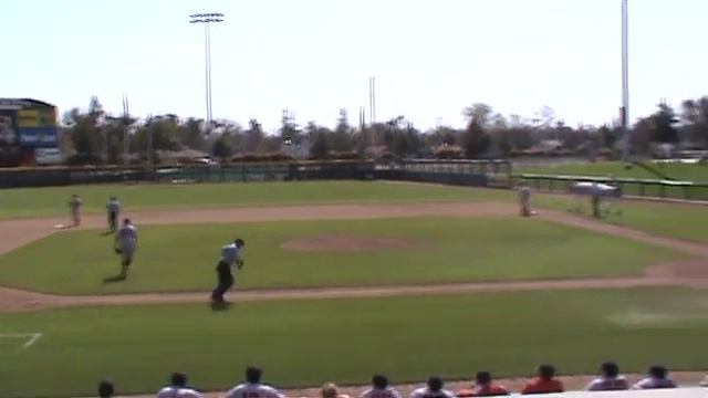 Baseball 3 Umpire Mechanics - Runner1stFlyBallLeftField.mov смотреть онлайн