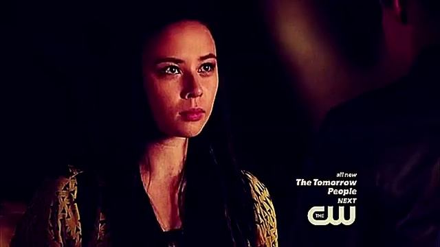 Julia&Eric - I come right back to you. {Star-Crossed} смотреть онлайн