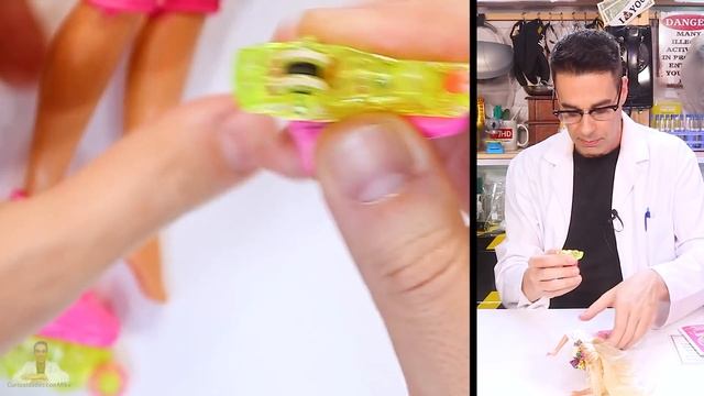 LA BARBIE MÁS PELIGROSA PROHIBIDA EN 1991: Barbie Rollerblade  Curiosidades con Mike