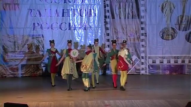 Народный театр мод «Каприз» г. Гай смотреть онлайн