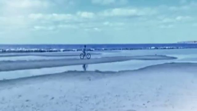 Younnat - Lorem Ipsum смотреть онлайн