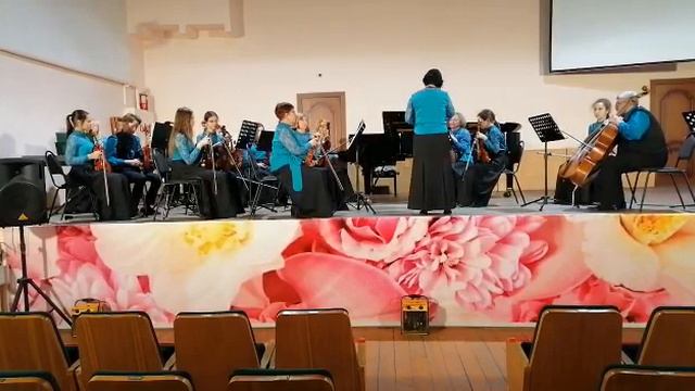 оркестр учащихся и преподавателей ДМШ 2. Р.Яхин.В душе весна. смотреть онлайн