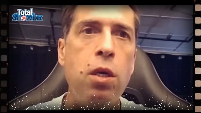 Макс Покровский вознамерился написать новый гимн России смотреть онлайн