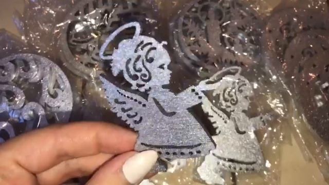Новогодние игрушки смотреть онлайн
