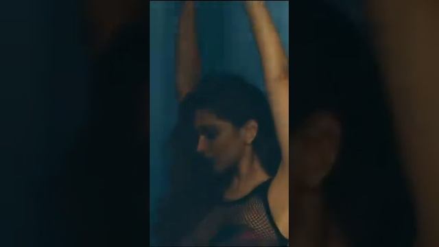 Deepika Padukone Metronome 120 BPM смотреть онлайн