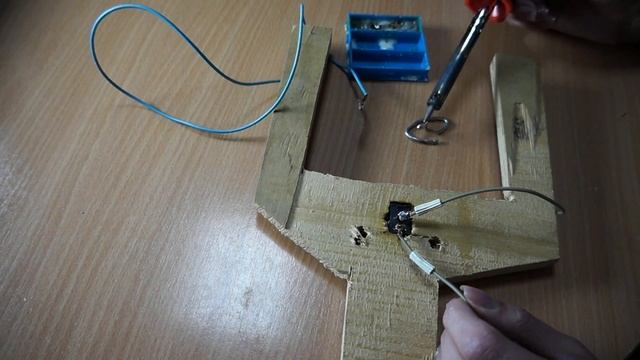 Резак для пенопласта своими руками / How to make a plastic foam cutter смотреть онлайн