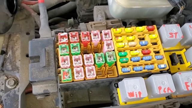 2006 Ford Explorer Relay Identification смотреть онлайн