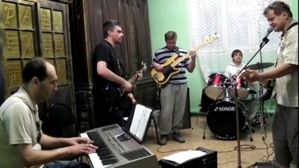 Девчонка стой...