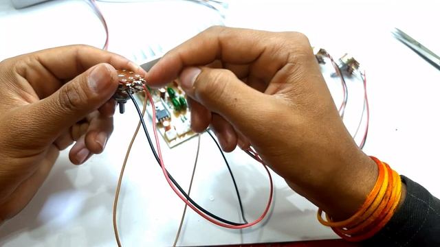 TDA 2030 Audio Amplifier ki Complete Waring with bass, Module Speaker & Transformer смотреть онлайн