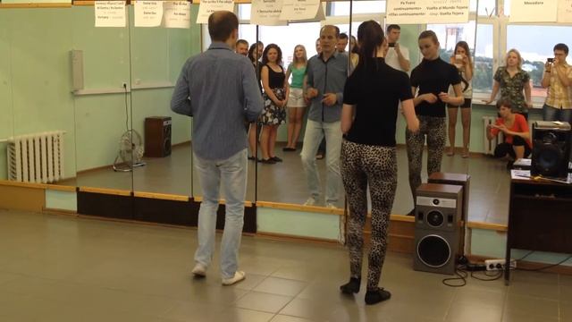 Бачата (Bachata): первый урок смотреть онлайн