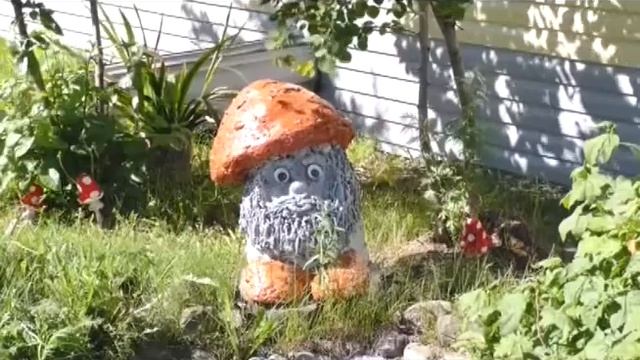 Сказочные фигуры на территории соцприюта смотреть онлайн