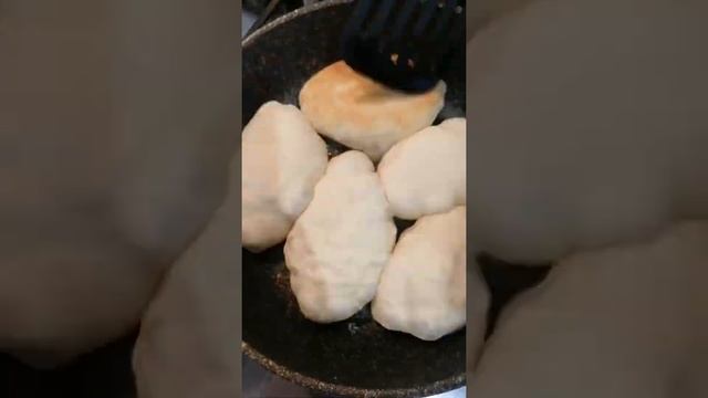 Таких пирожков много не бывает, из пекинской капусты с яйцом #Рецепты #пирожки #капуста #яйцо смотреть онлайн